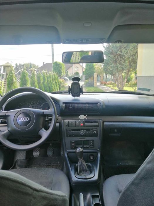 AUDI A4 B5 1.6 benzyna
