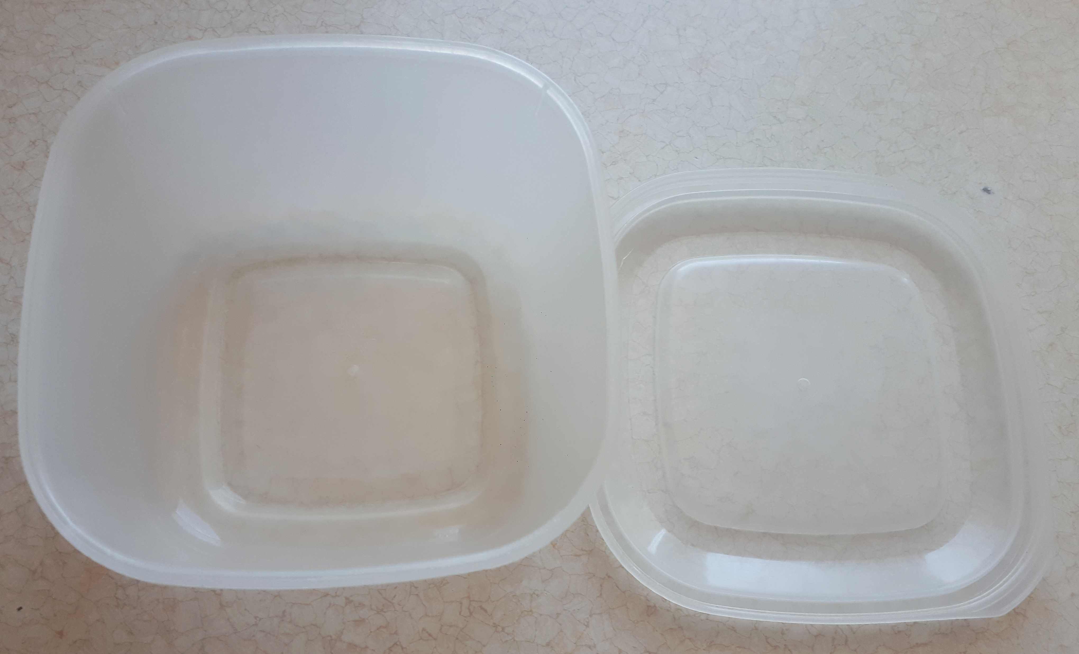 Pojemnik plastikowy do przechowywania żywności, przezroczysty