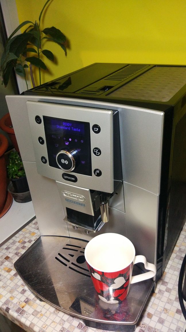 Кофемашина delonghi 5500 silver edition capuchino