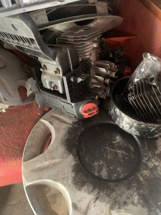 Запчастини до бензопили