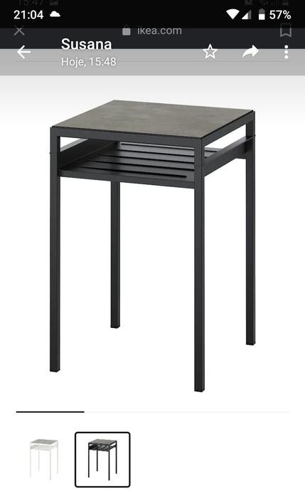 Mesa de apoio com tampo de duas faces