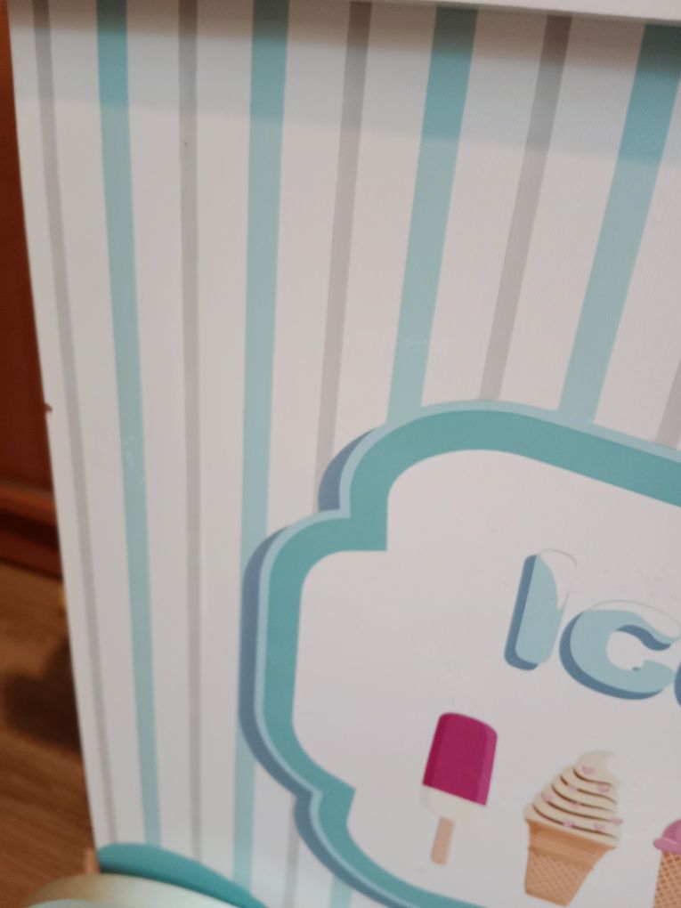 Lodziarnia na kółkach dla dzieci