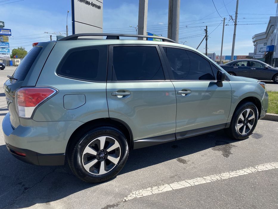 Субару Форестер 2017