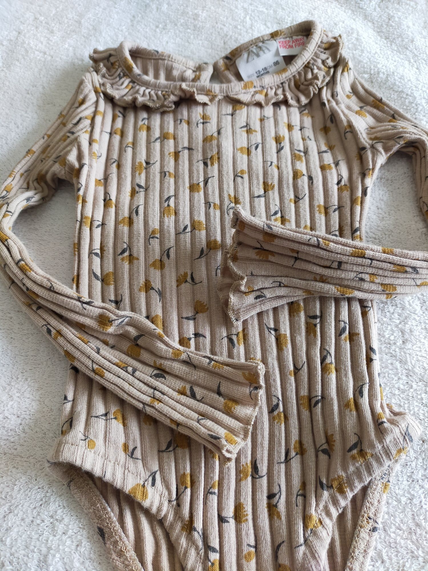 Body nervurado Zara 12-18M