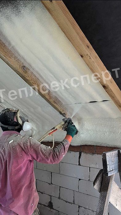 Утеплення дахів піною, пінополіуретаном, ППУ