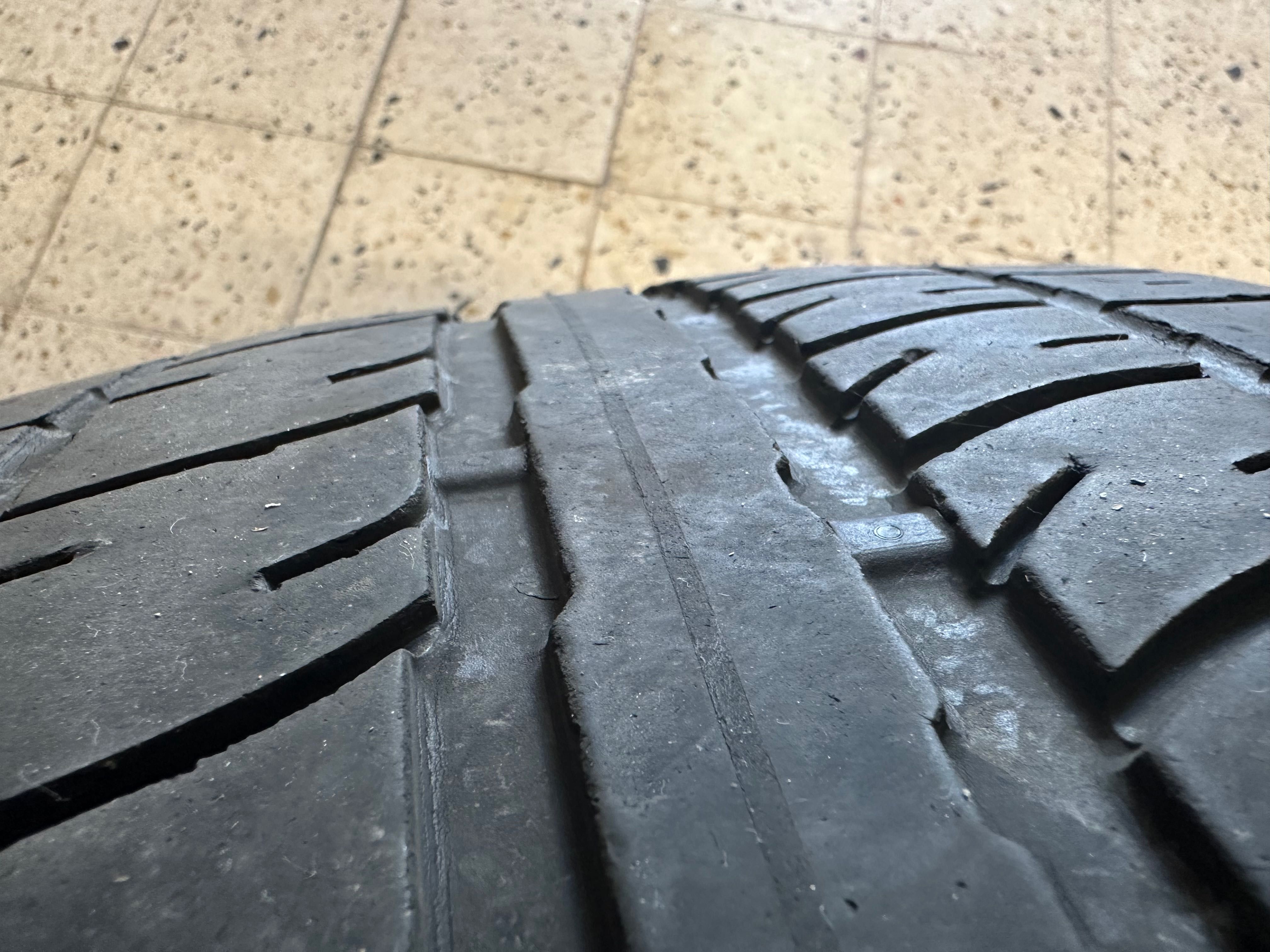 Pneu Pirelli Scorpion Zero 265/35ZR22 102W (EV T0) usado