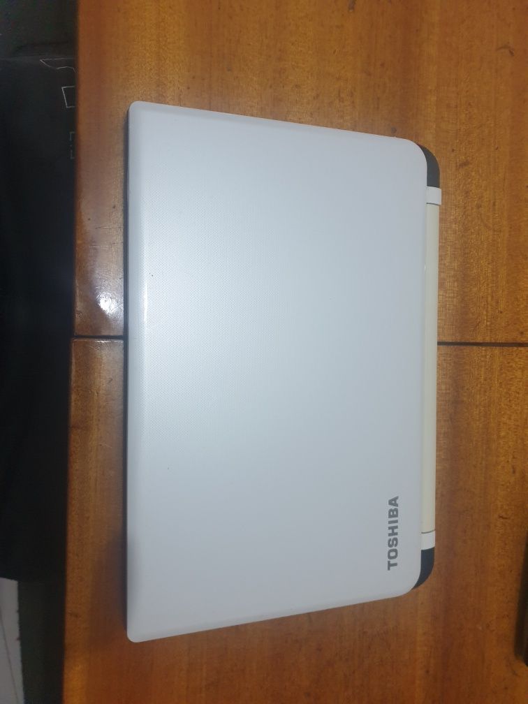 Toshiba satellite l50-b