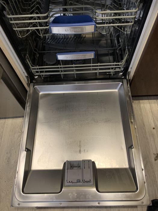 Посудомоечная машина BOSCH