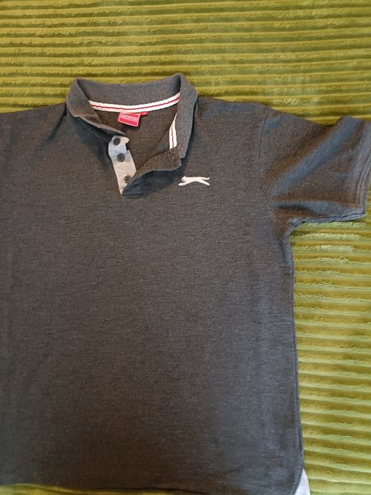 Фірмова чоловіча  футболка М розміру