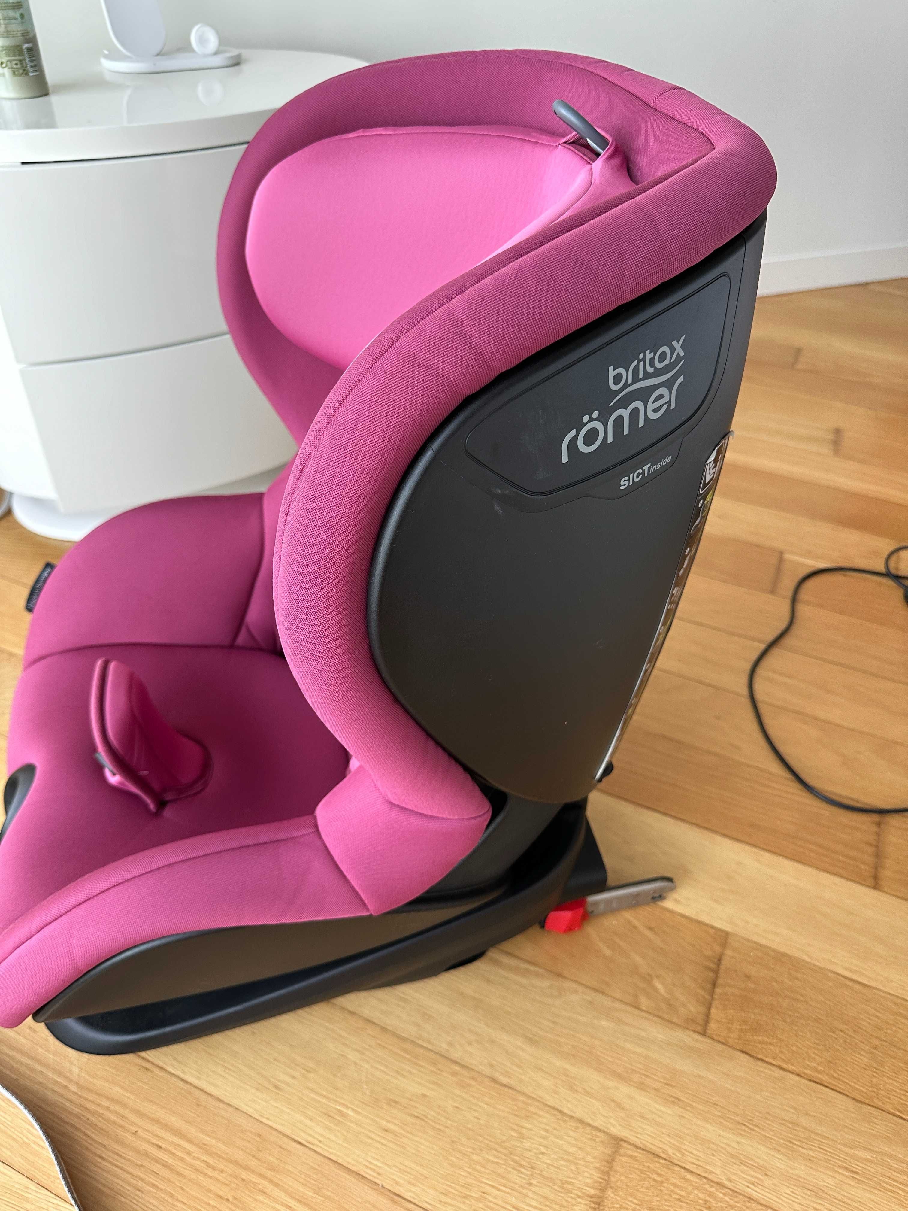 Продам дитяче автокрiсло Britax-Romer TriFix2 (Wine Rose)