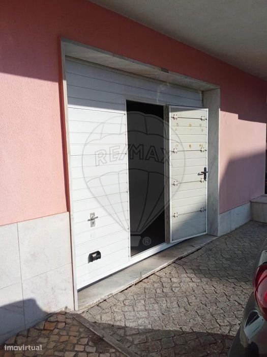 Garagem  para arrendamento