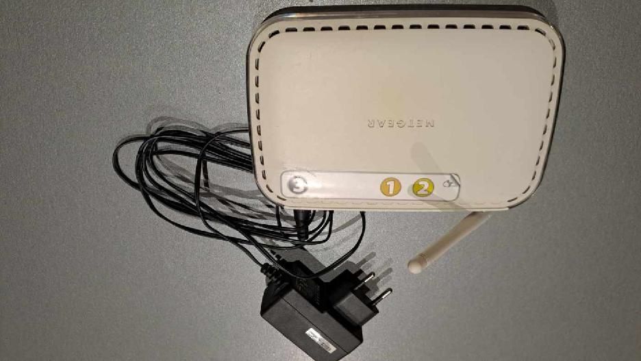 Router Netgear  WGR614 Router WiFi