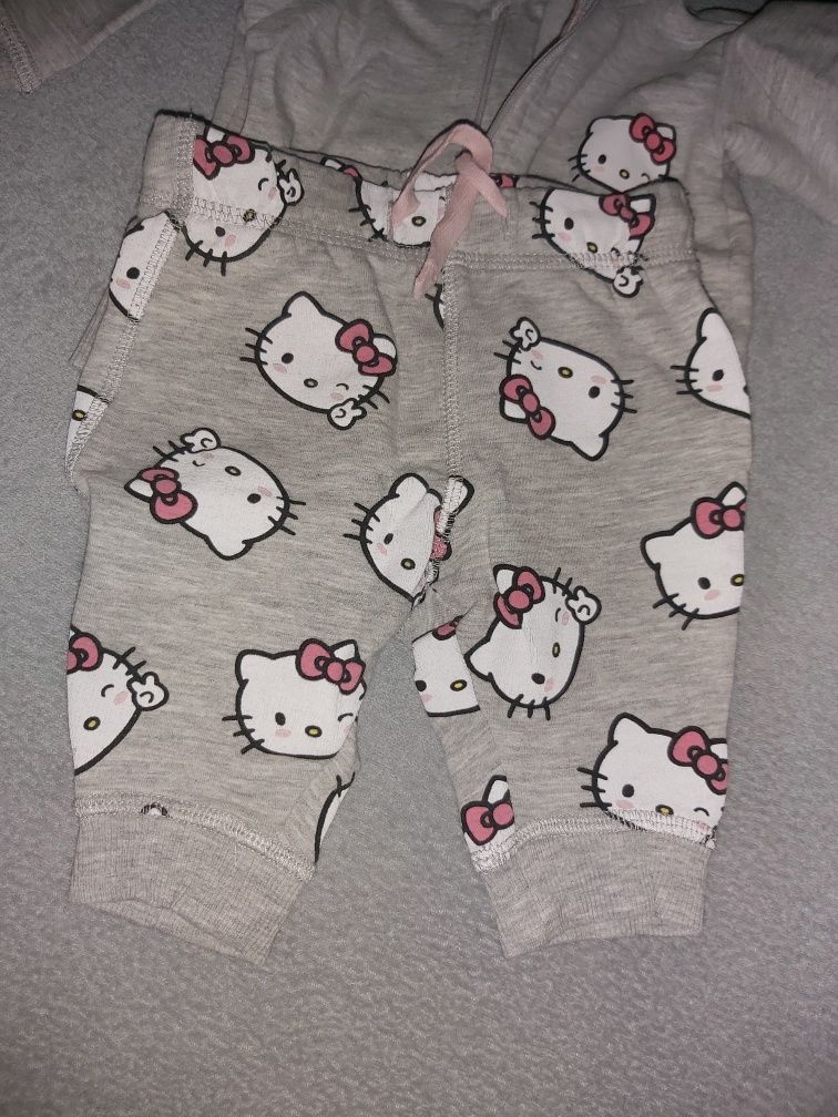 Dres Hello Kitty h&m r.50