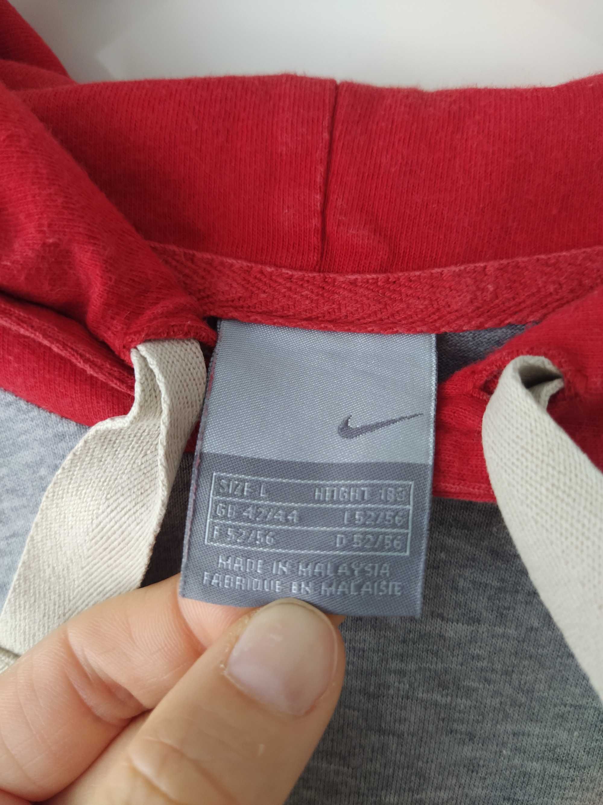 NIKE szaro czerwona koszulka z kapturem i numerem 7 roz. L