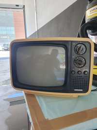 Tv Antiga para decoração.