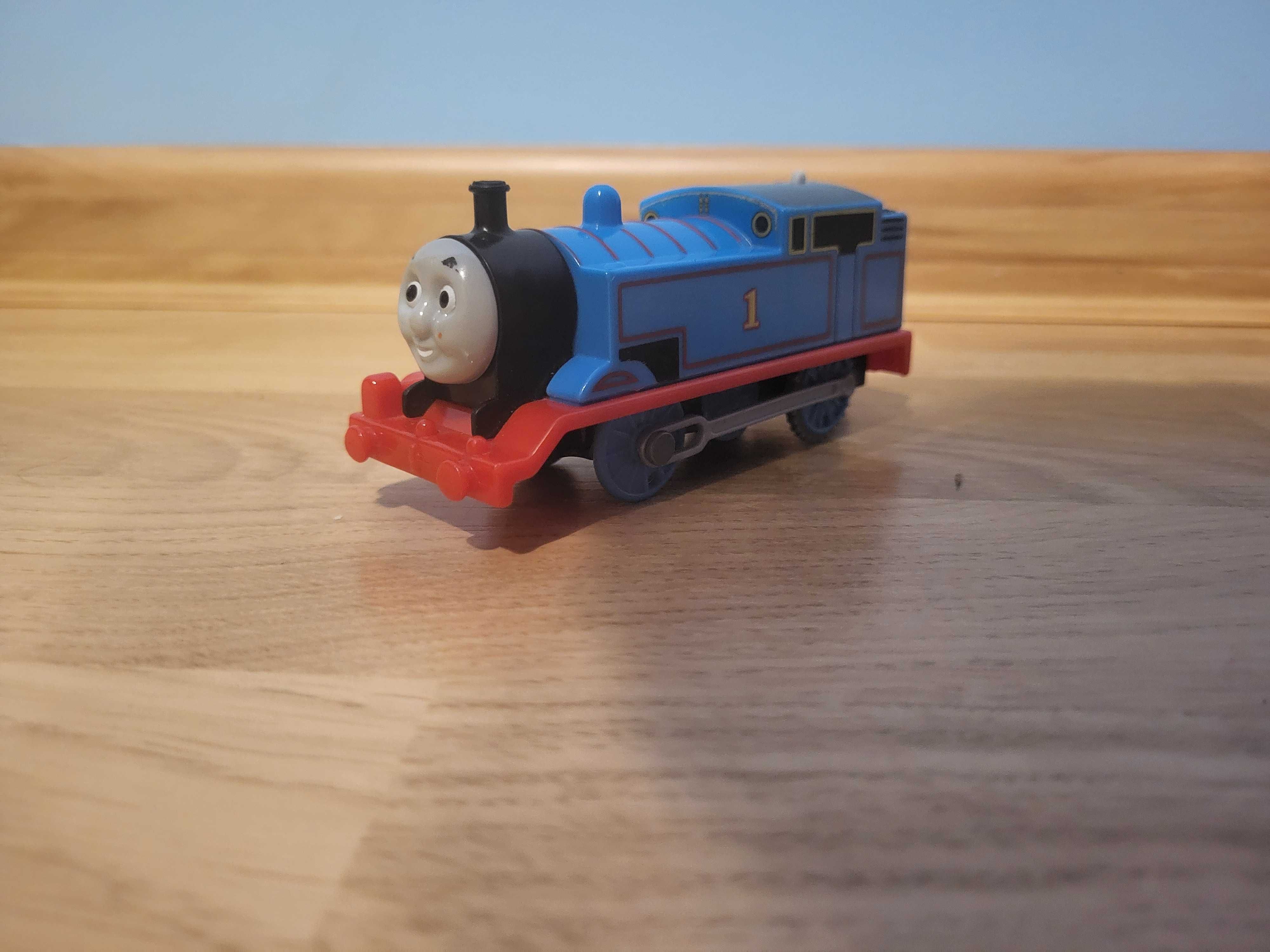 Lokomotywa Tomek Thomas trackmaster z serii Tomek i Przyjaciele