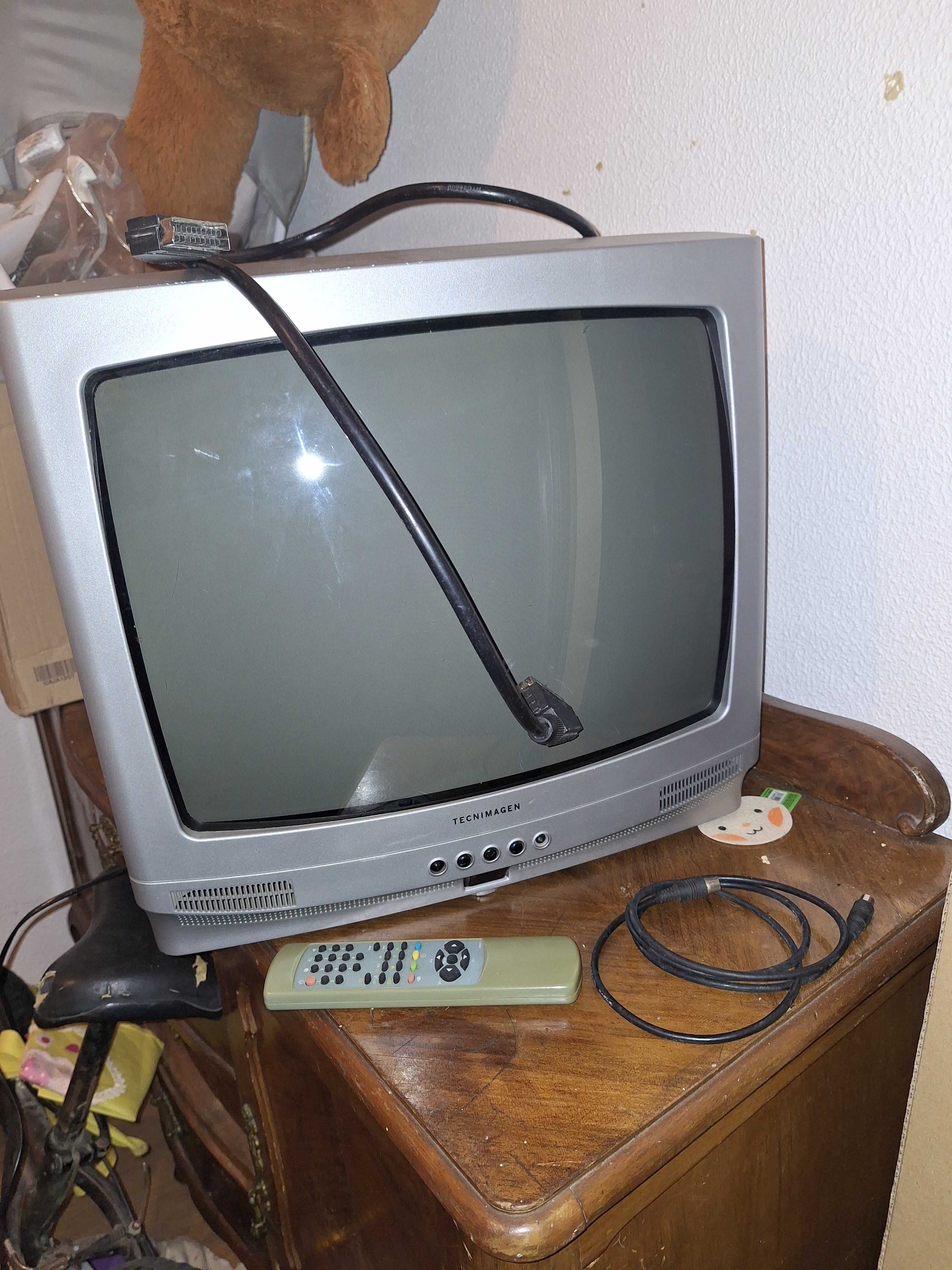Vendo de tudo um pouco