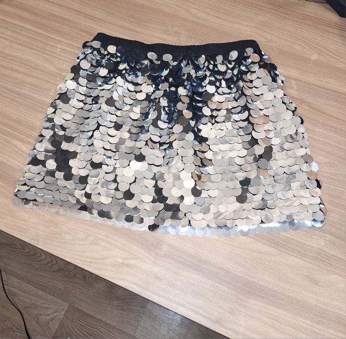Спідниця з паєтками