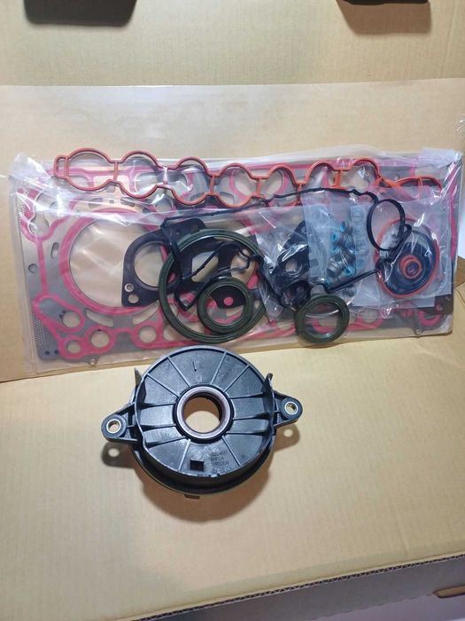 Комплект прокладок VOLVO 2.0T 30628898
