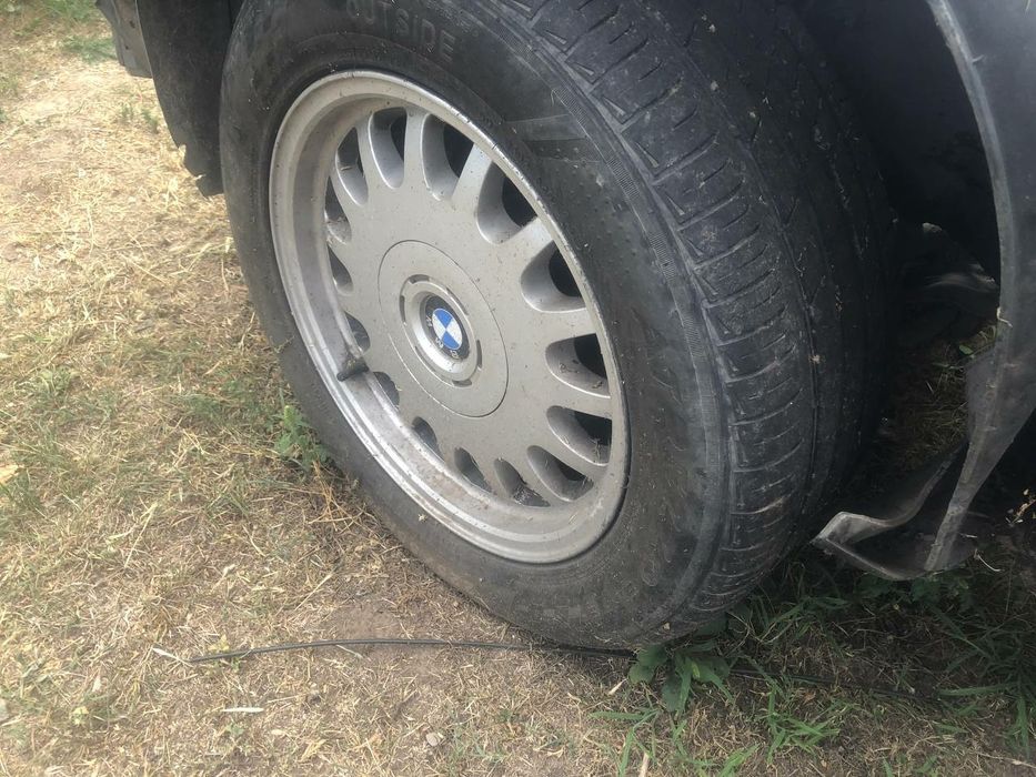 Бмв е32 е34 е36 е38 е39 е53 е60 еХ5  титаны шрот  диски поштучно