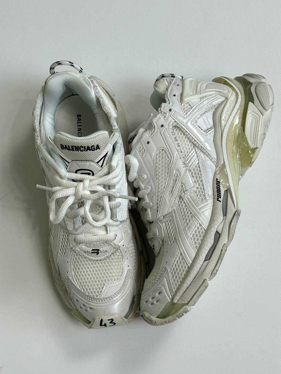 BALENCIAGA Runner кроссовки белые кеди кеды кросівки білі 43 42 40 38