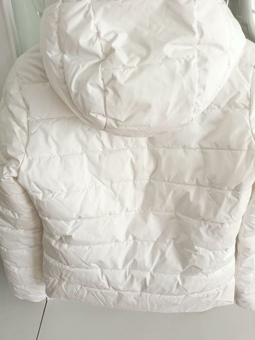 Biała kurtka zimowa
