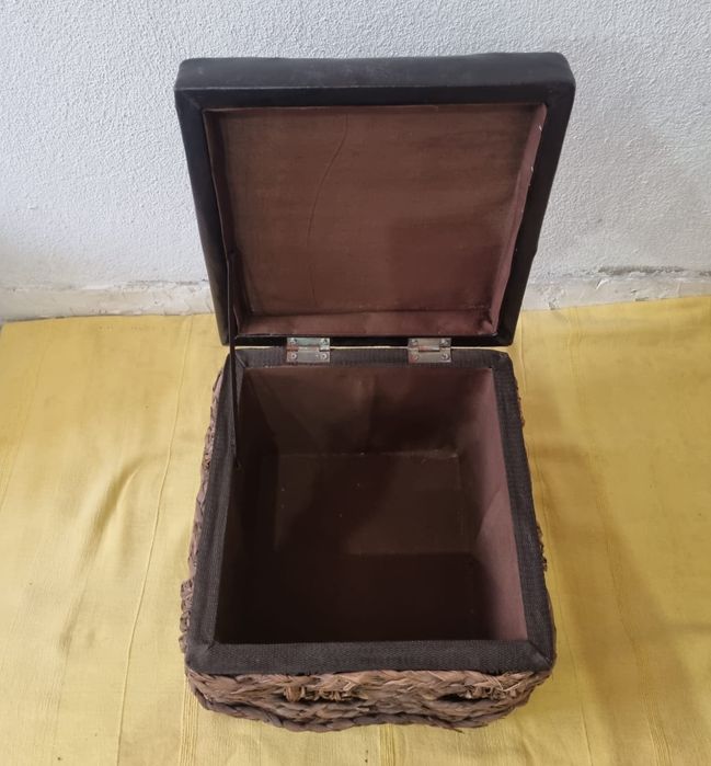 Caixa Banco Arrumação para restauro