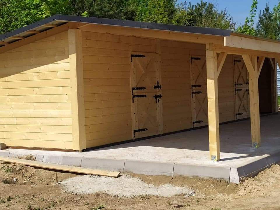 Stajnie dla koni /stajnia NOWA