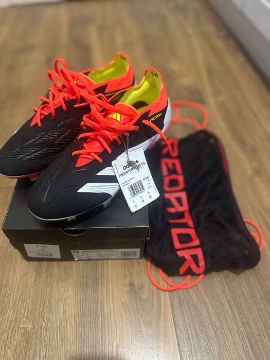 Футбольні бутси Adidas Predator Elite FG IE1802 (42 маломірить)