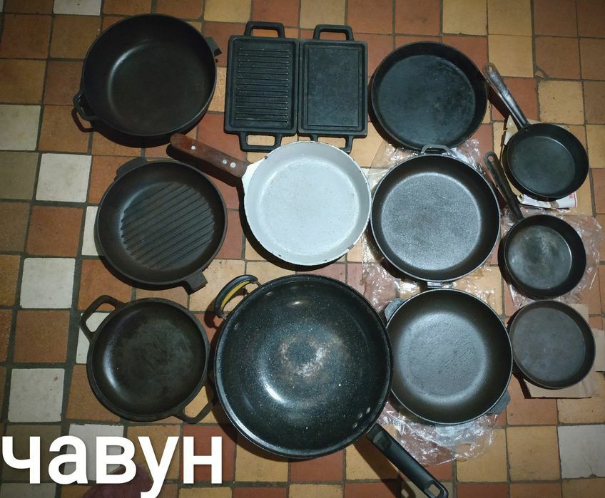 Посуд чайник турка форма сковорідка чавун чугун казан пательня садж