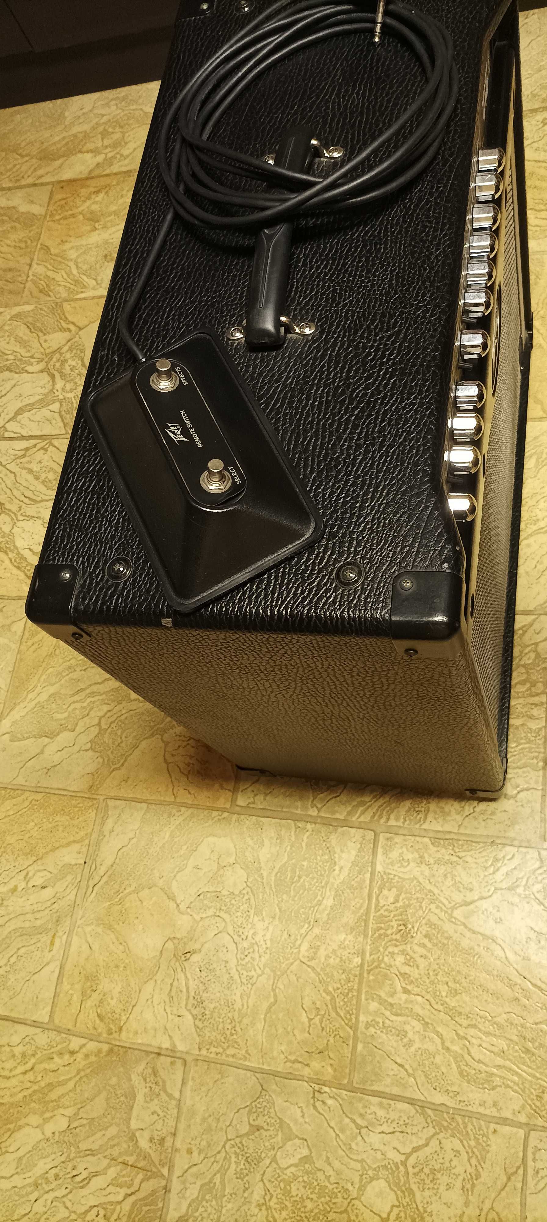 Wzmacniacz Peavey Bandit 112 Combo 100W 12" + Switch