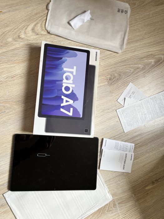 Планшет Samsung Galaxy Tab A7 10.4 3/32GB WiFi (SM-T500) Dark Grey