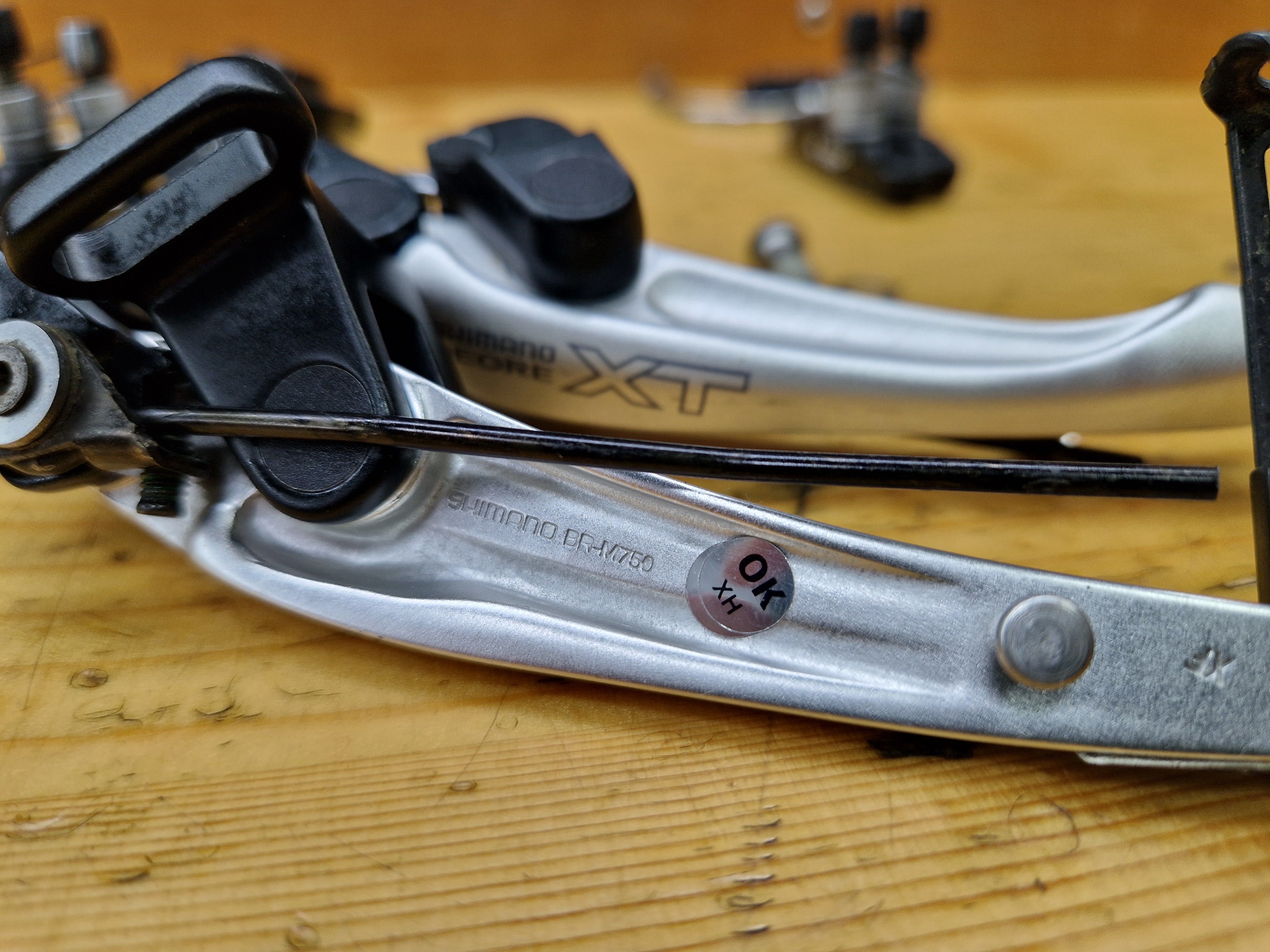 Гальма вібрейки Shimano Deore XT BR-M750 V-brake. Japan