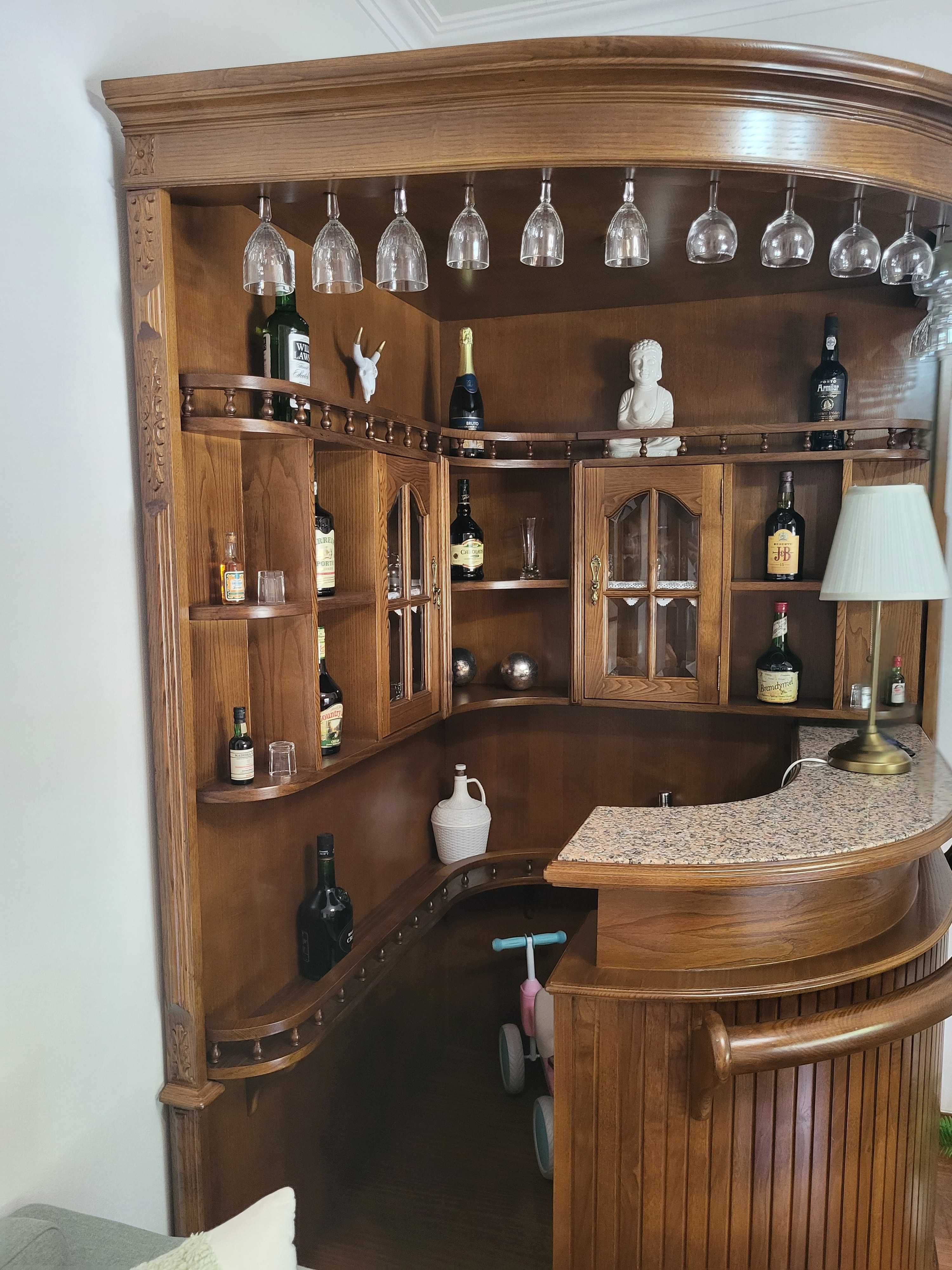 Bar móvel de sala