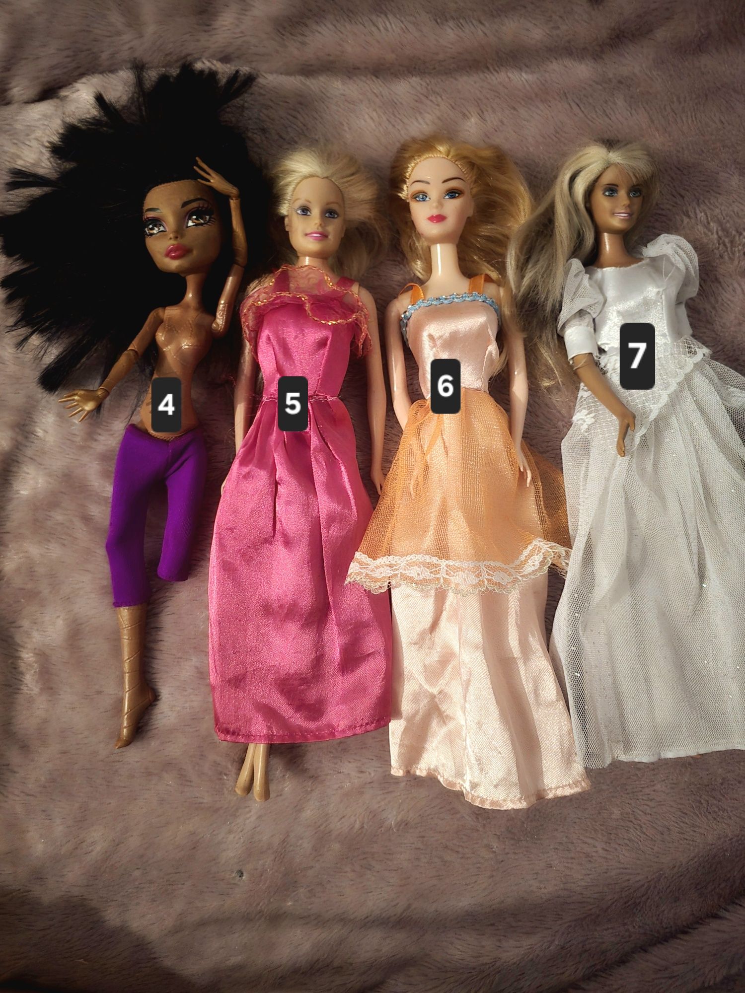 Lalki BARBIE szukaja nowego domu