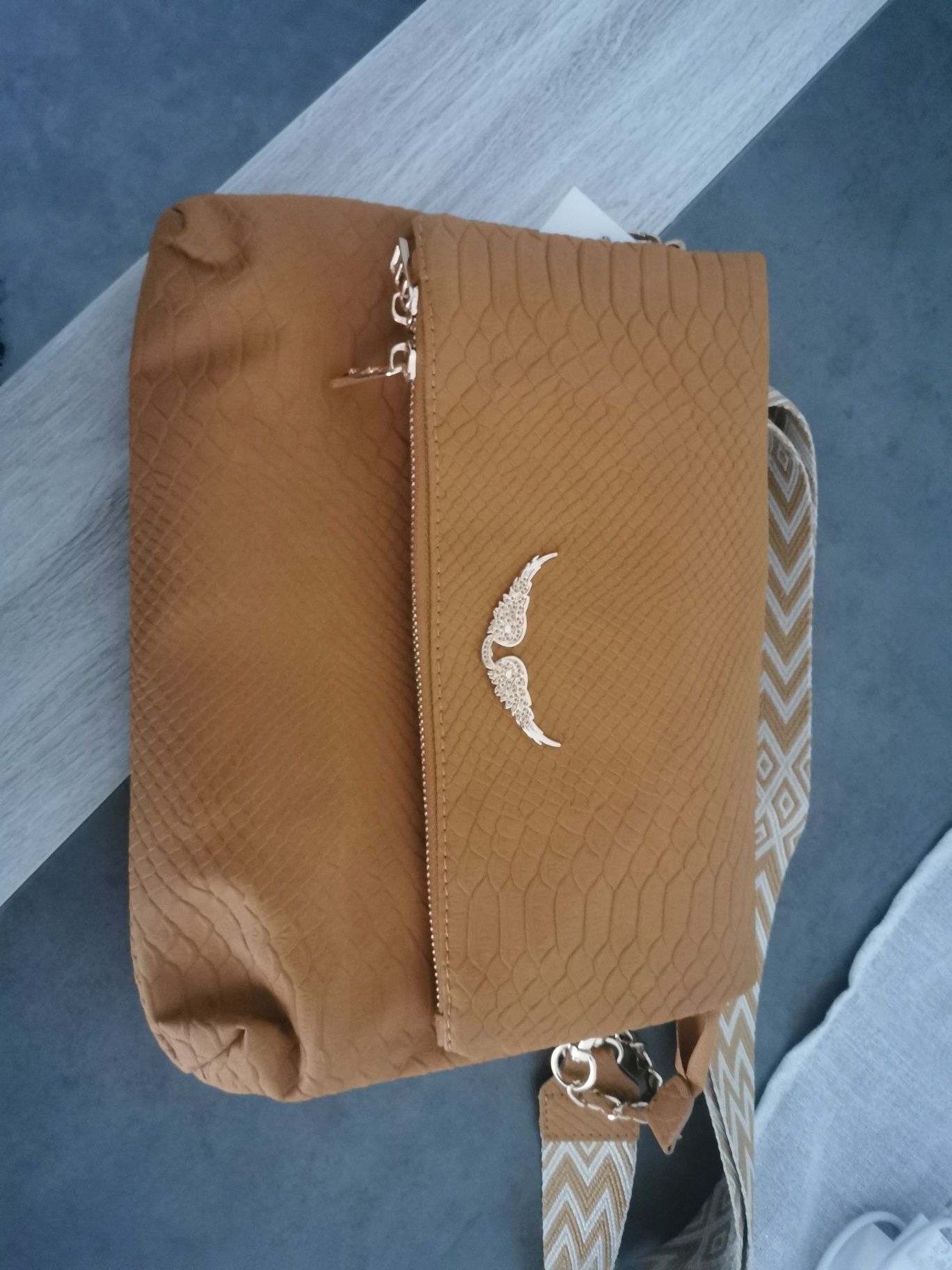 Mala camel tiracolo