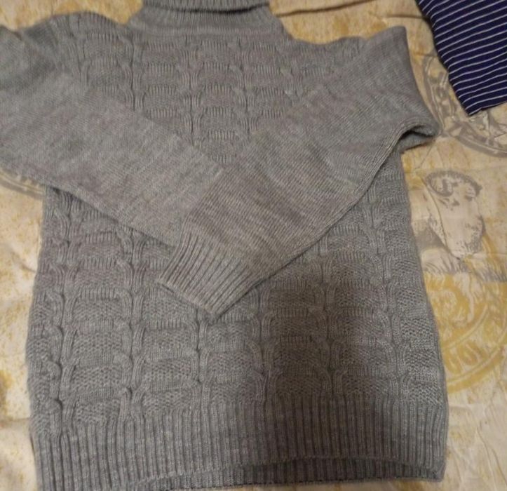 Светр теплий 152-158 см