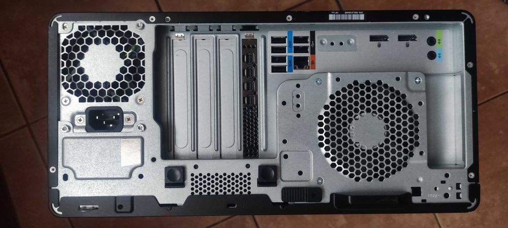 HP Z2 компьютер G5 i7 10700 2.9Ghz 16GB RAM 500GB SSD Windows 11 Pro
