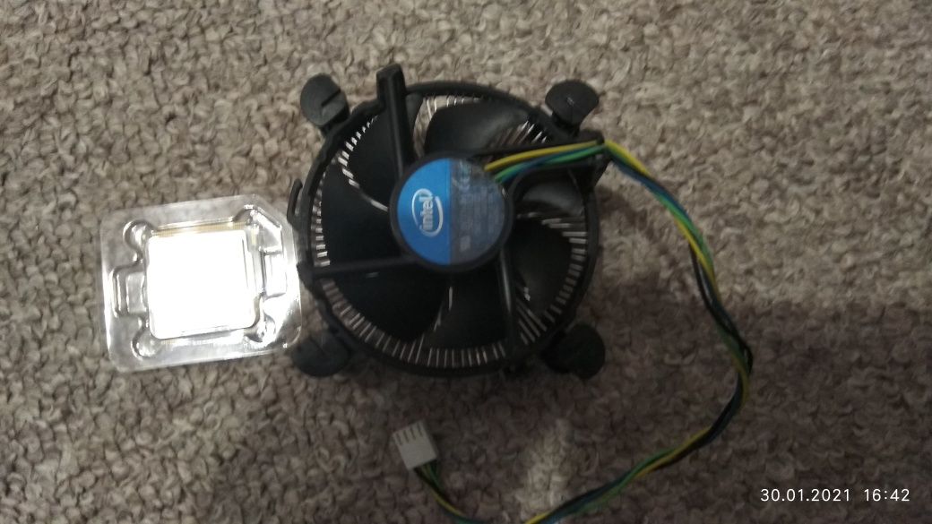 CPU Процесори два різних
