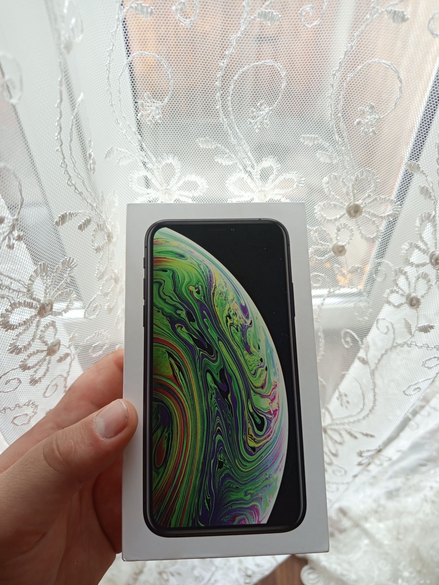 IPhone xs продам