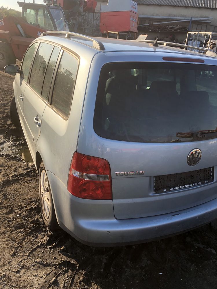 Vw touran 1.4 tsi uszkodzony