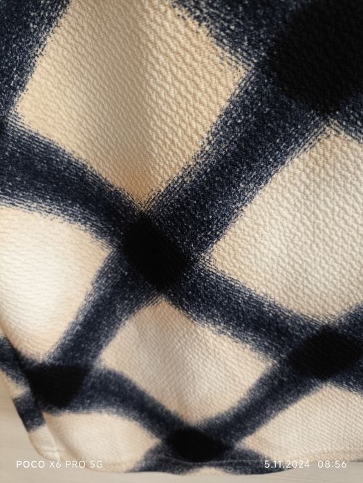 Super sukienka marki Fro-ma r.42