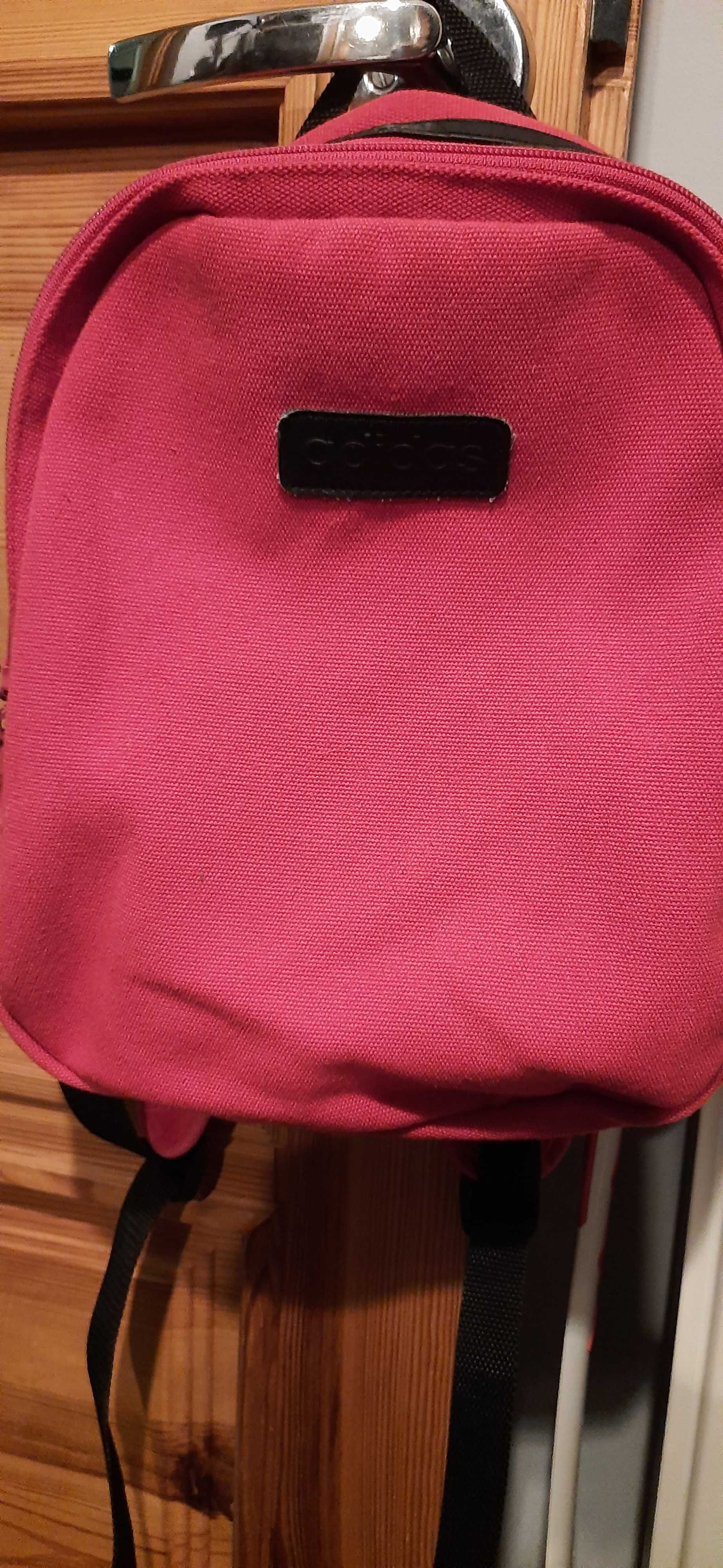 Plecak Adidas - średni, czerwony, stan bardzo dobry