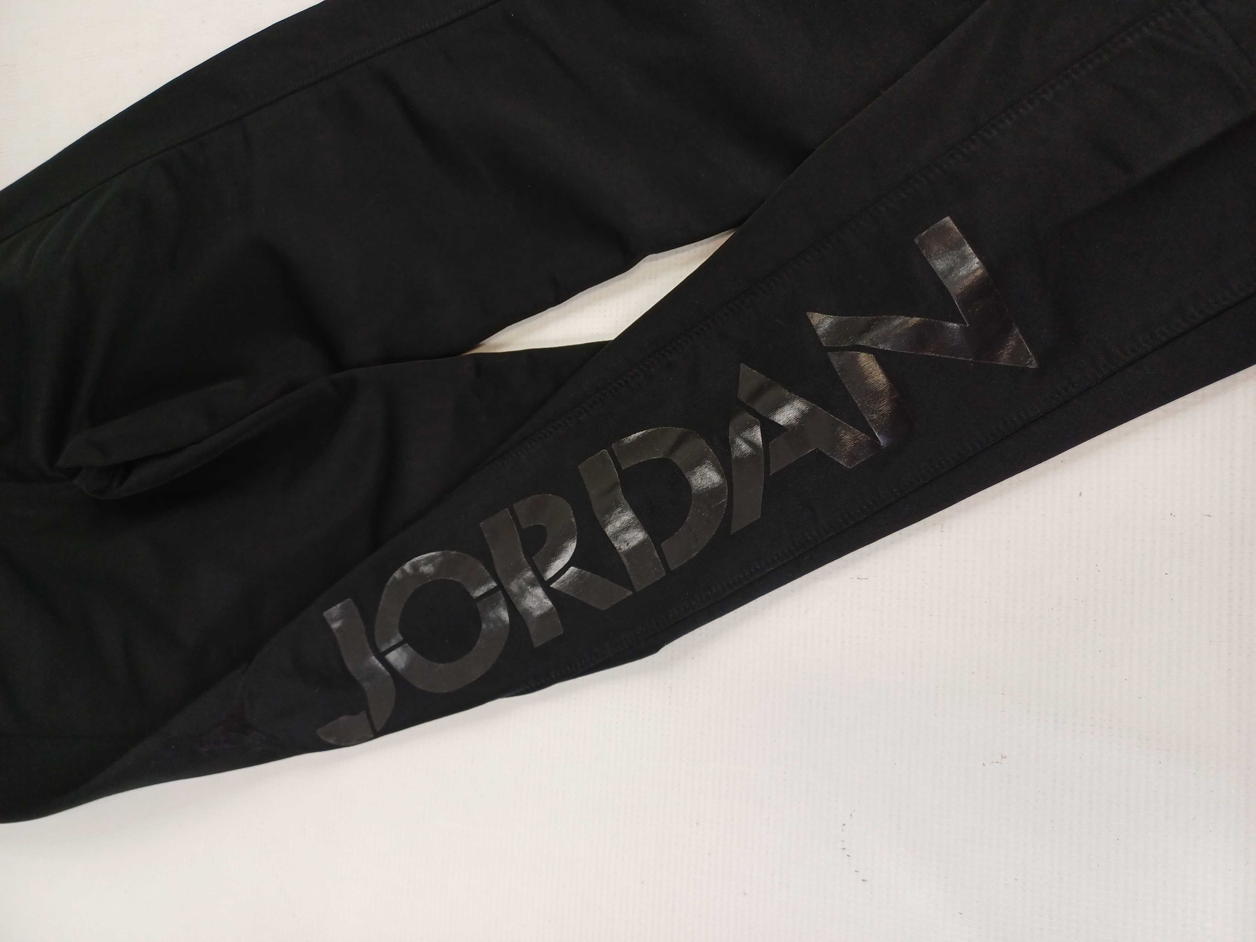 Spodnie dresowe JORDAN r 140/152