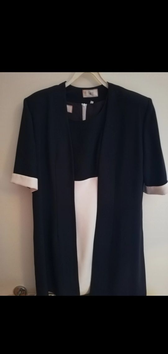 Vestido azul e branco