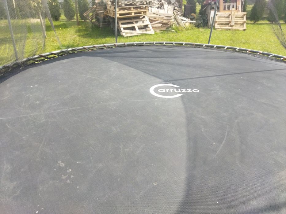 Trampolina duża 370 cm średnicy, nowa siatka i batut.