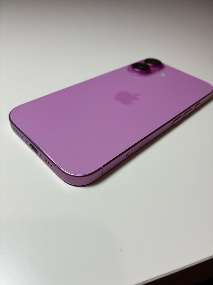 iPhone 16 128GB Różowy - jak nowy + gwarancja!