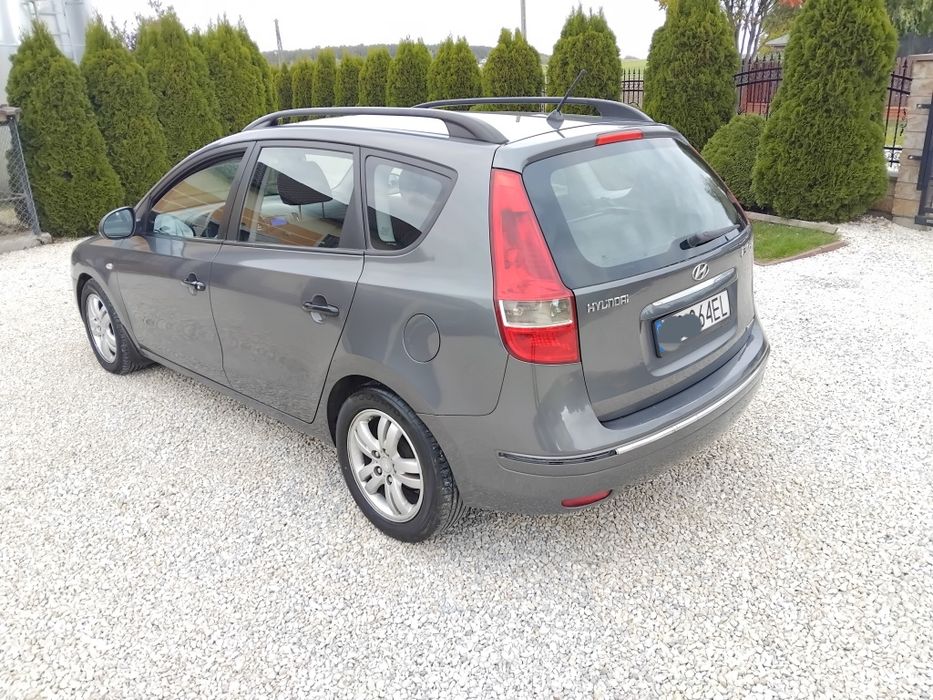 Ładny HYUNDAI I30CW*1.6CRDI 90KM*2010rok*Bez RDZY*KLIMA(sprawna)*Zadba