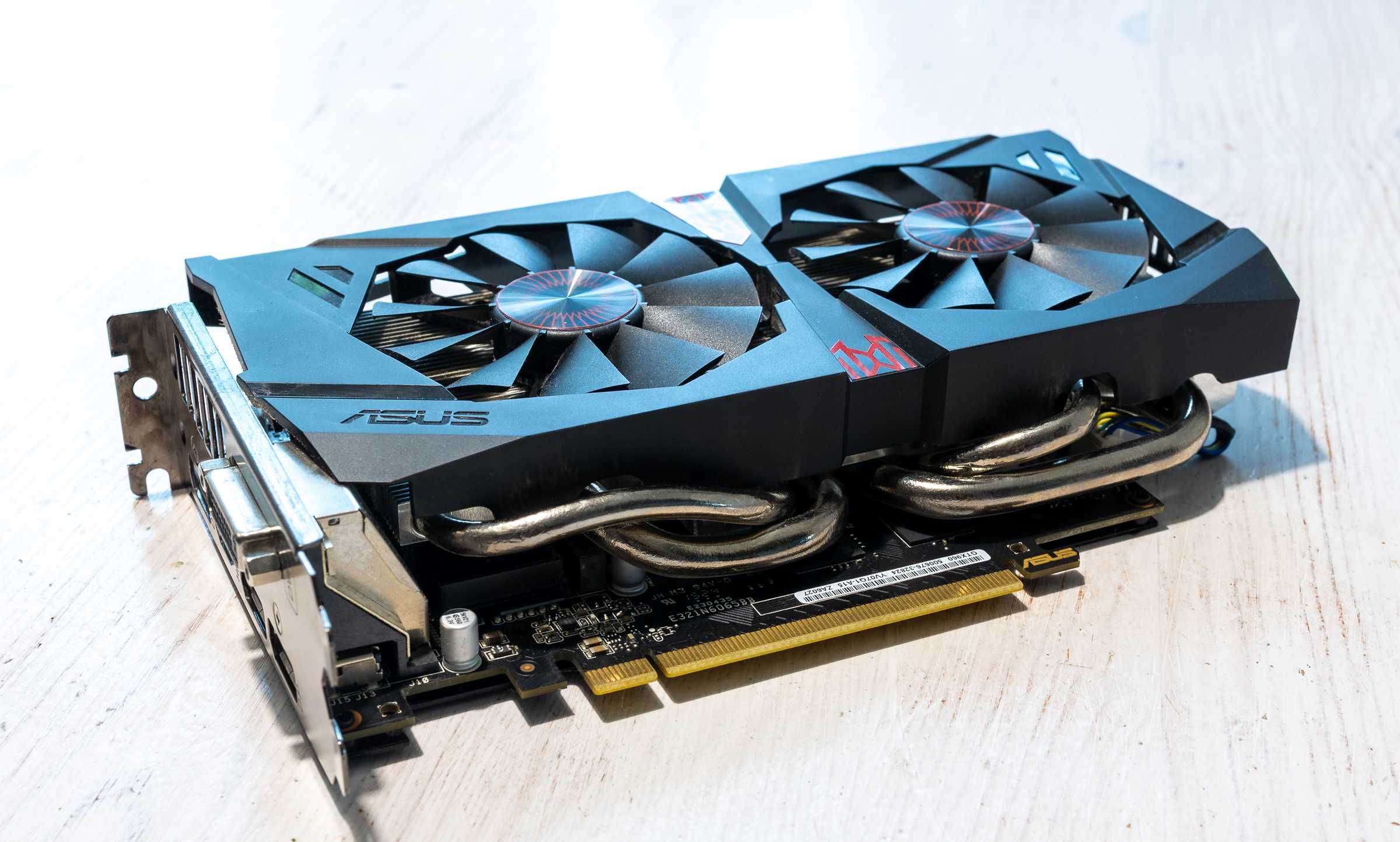 Karta graficzna ASUS Nvidia GeForce GTX960 4 GB RAM