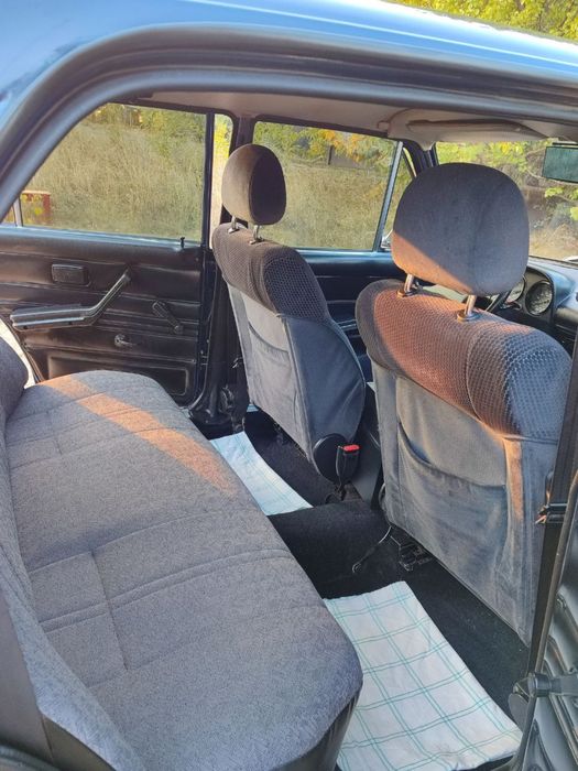 Автомобіль ВАЗ 2106